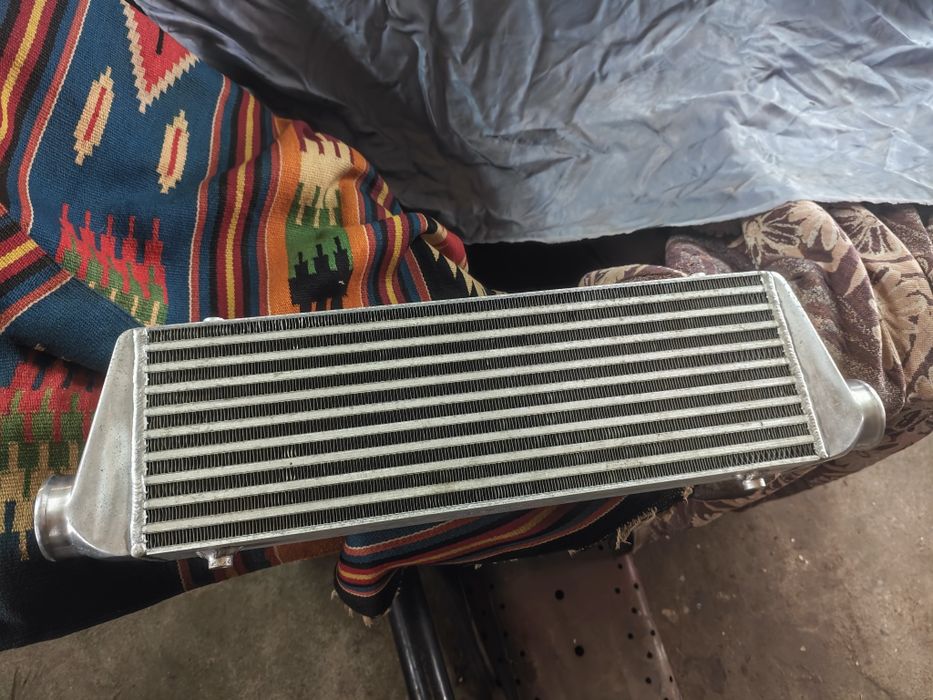 Продам Интеркулер 550*180*65 тюнинг