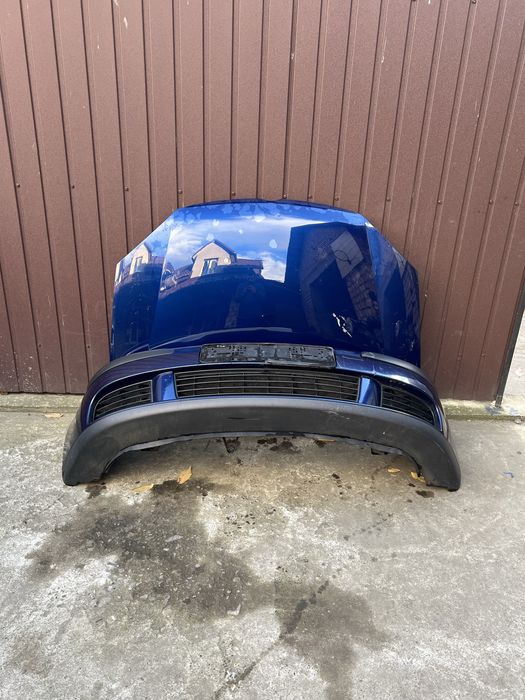 Капот для фольцваген гольф 5  volkswagen  Golf5