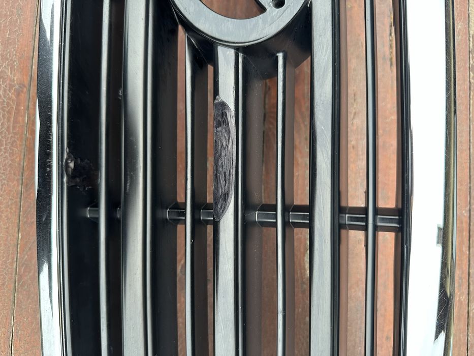 решітка land cruiser 100 оригінал