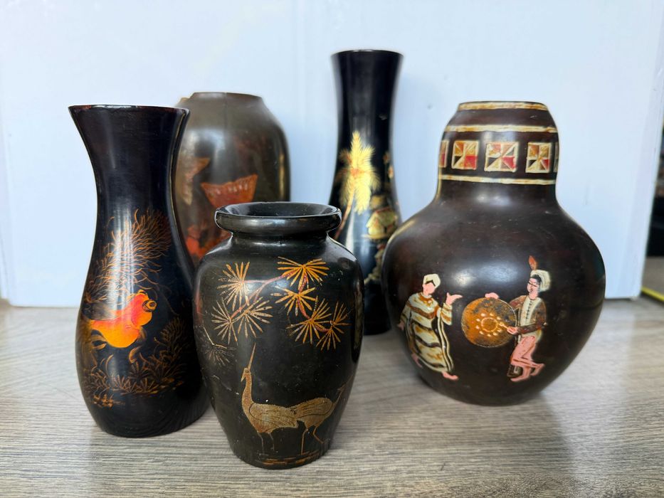 Zestaw 5 orientalnych wazonów – drewno lakier, ręcznie malow., vintage