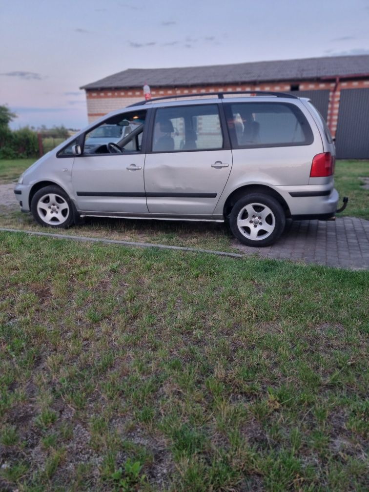 VWSharan 1.8T LPG 170KM Automat
