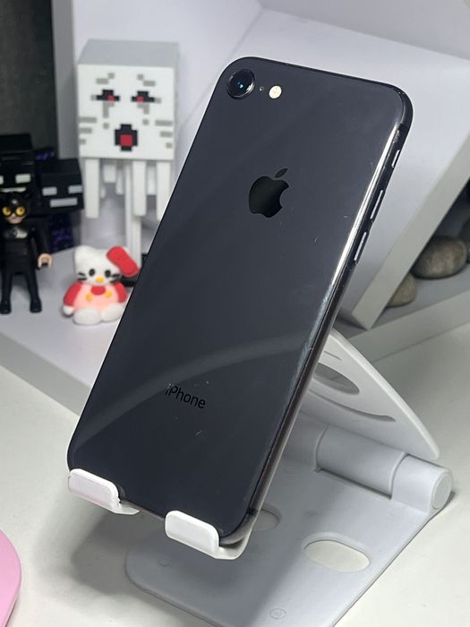 Phone 8 64GB чорний / Touch ID / все працює / чистий iCloud