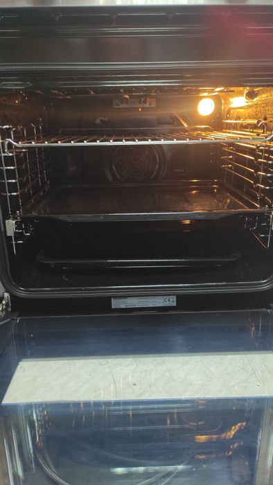 Духовой шкаф. Електро духовка.