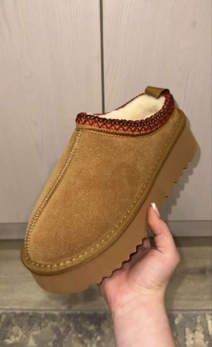 Угги, угі, сабо, луноходи, сапоги, Ugg, tazz