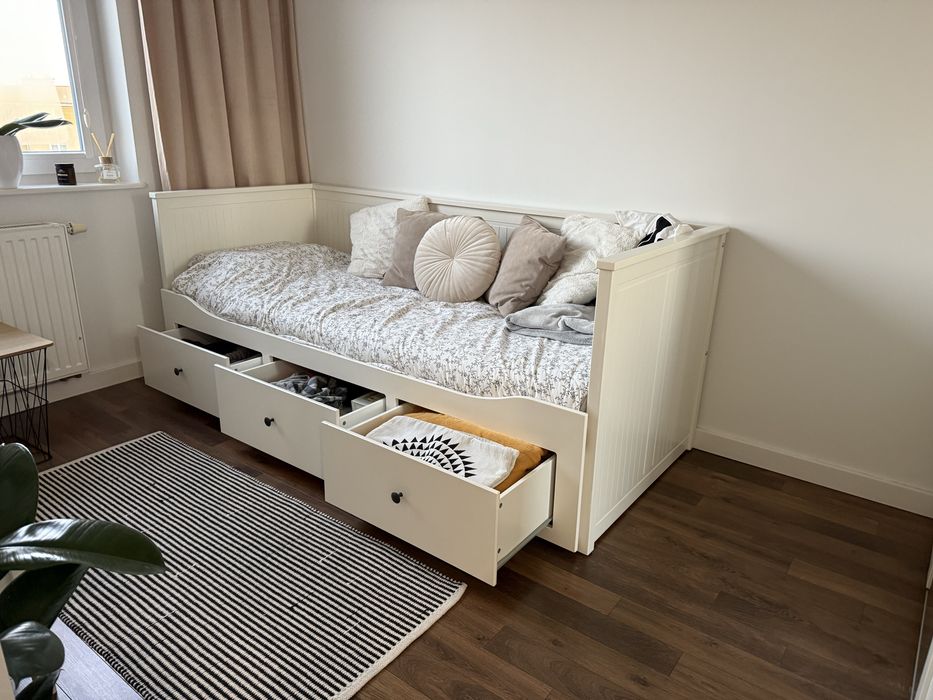 Łóżko z 1 materacem -ikea hemnes