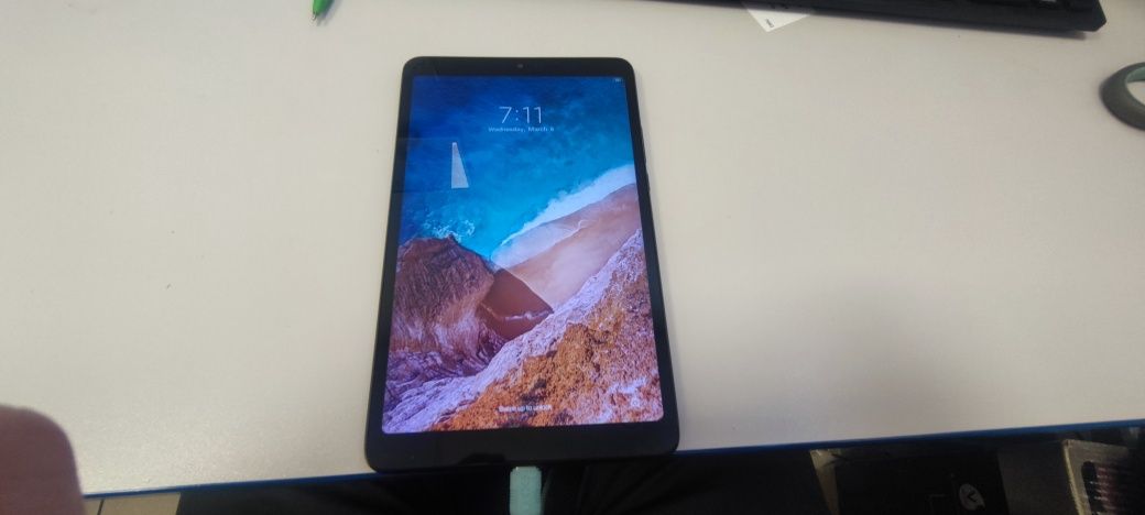 Xiaomi mi pad 4 32/3gb ram 8 cali