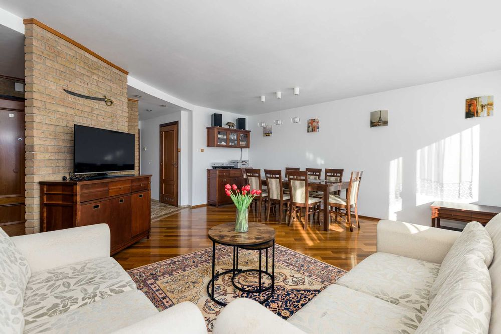 Duże mieszkanie TOP lokalizacja Trzy Stawy 108m2