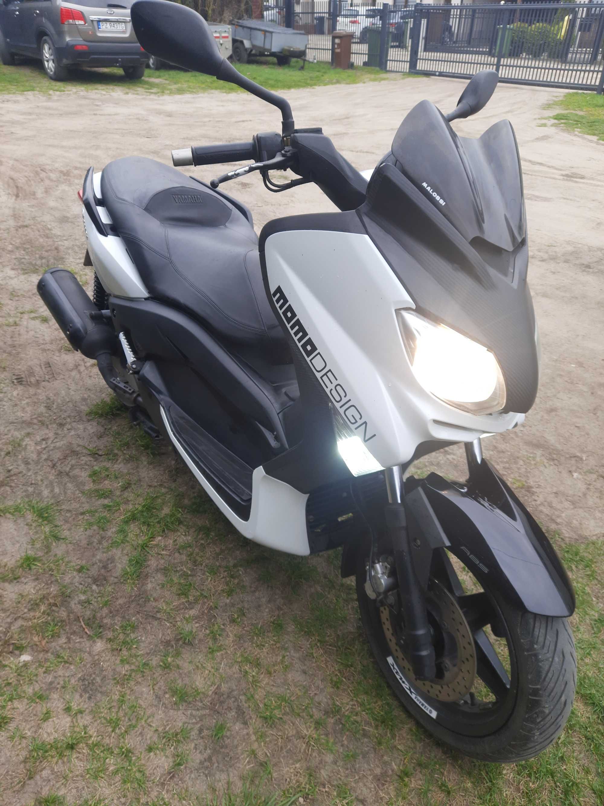 Yamaha x max 125