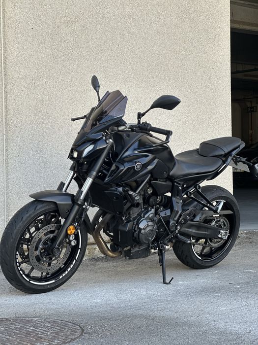 Yamaha MT07 - 2022 c/ Extras!