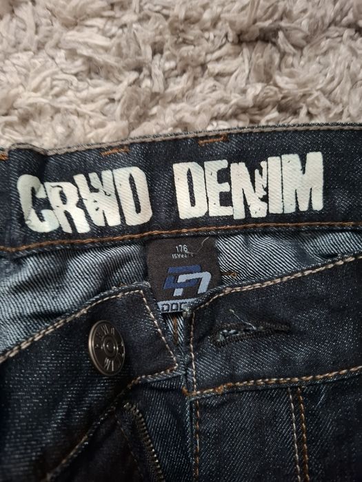 Spodnie jeans roz.176