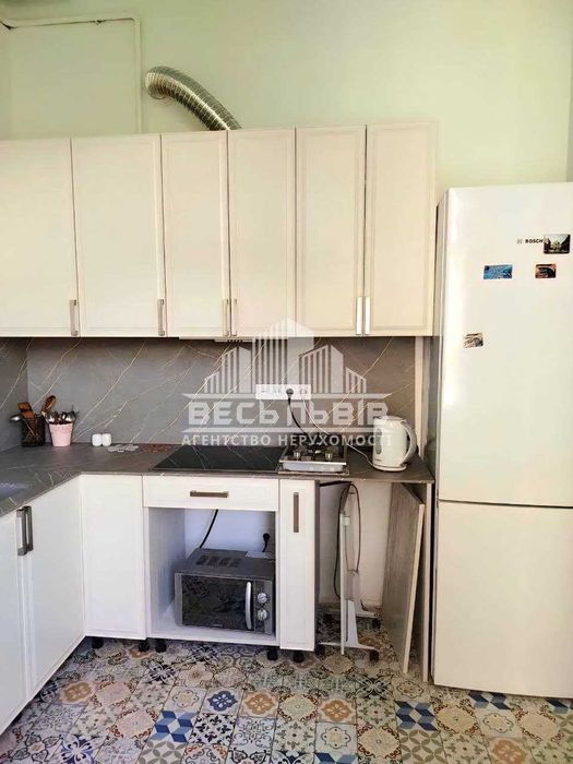 Продаж 2-кім. квартири бічна вул. Олени Степанівни