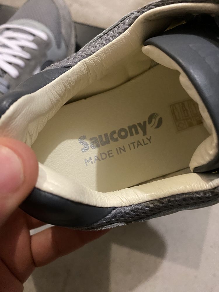 Кроссовки премиум качества Saucony Shadow 500