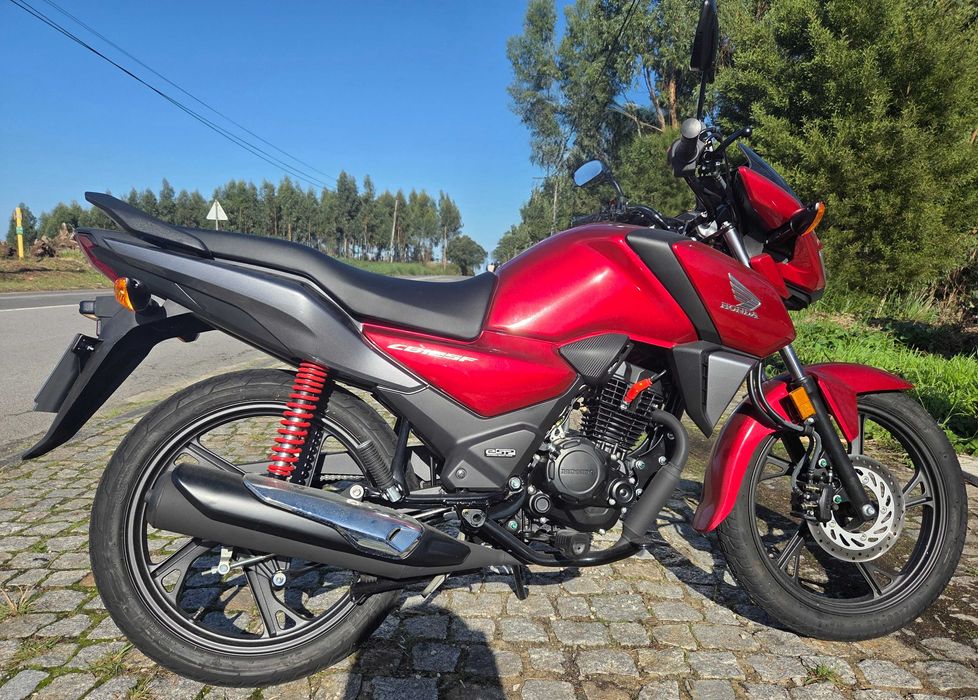 Honda CB125F — Apenas 50 km! Como nova!