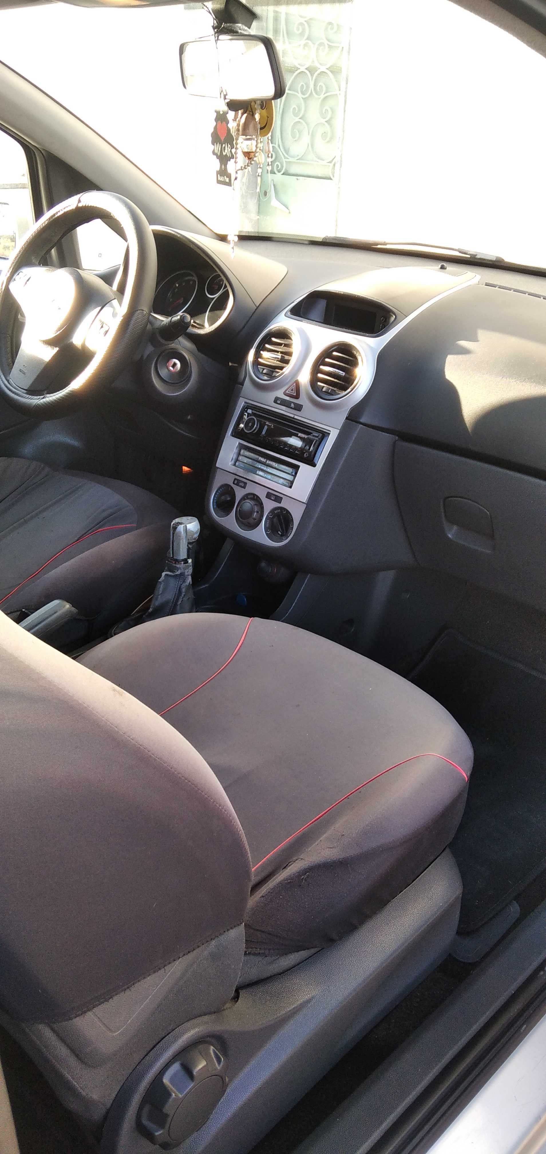 Opel Corsa D 1.2 Gasolina (2008) – Ideal para cidade