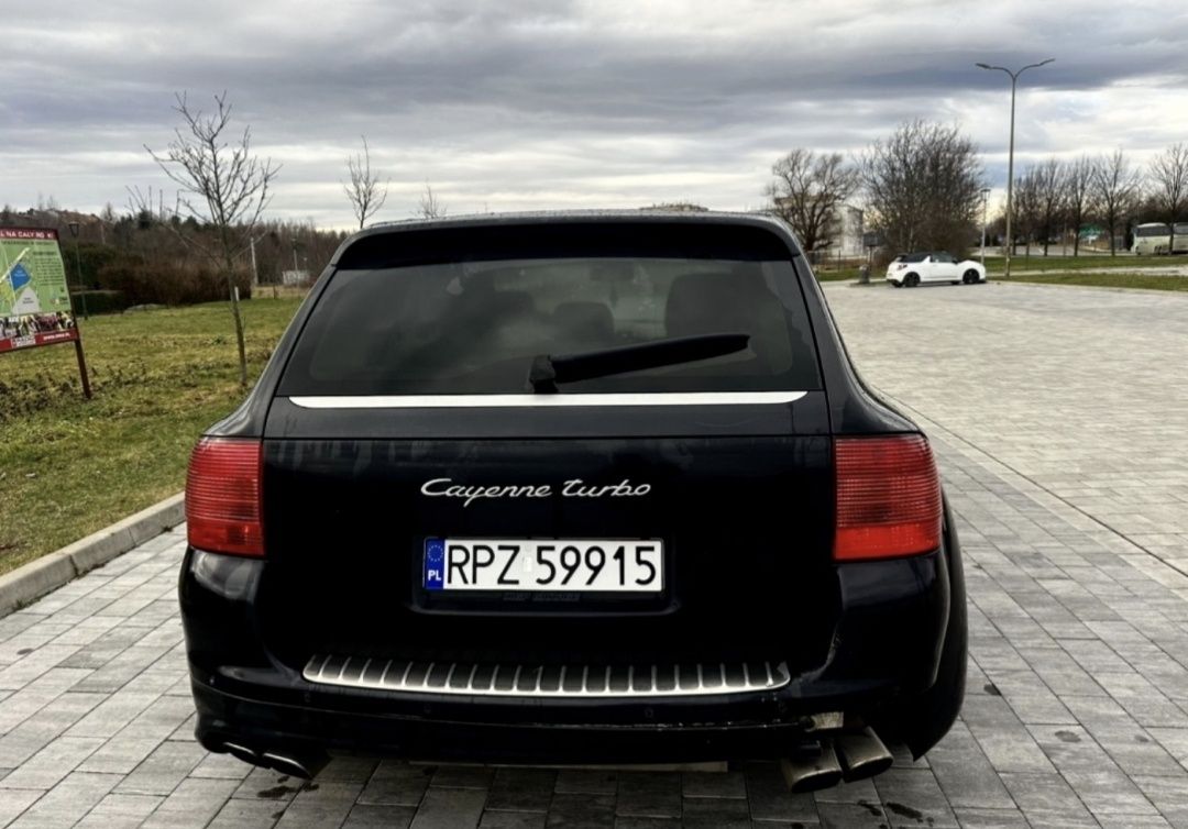 Porsche Cayenne Turbo
