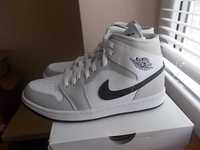 r. 40,5- 26 cm) Nike Jordan 1 Mid Light Smoke Grey Women's BQ6472,-015