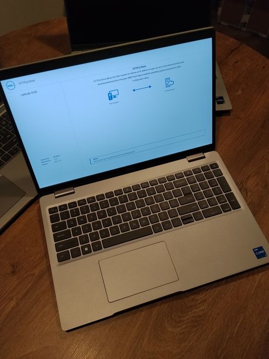 #3203 Dell Latitude 5530 i5-1245U 16GB 512SSD Win11 FV23 GW12  BatOK