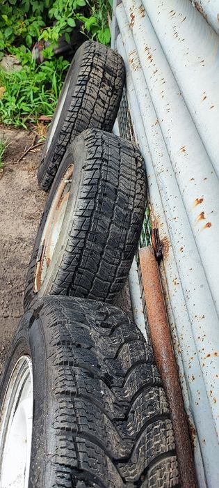 Колеса ,диски ВАЗ R13*4*98 зима,всесезонка