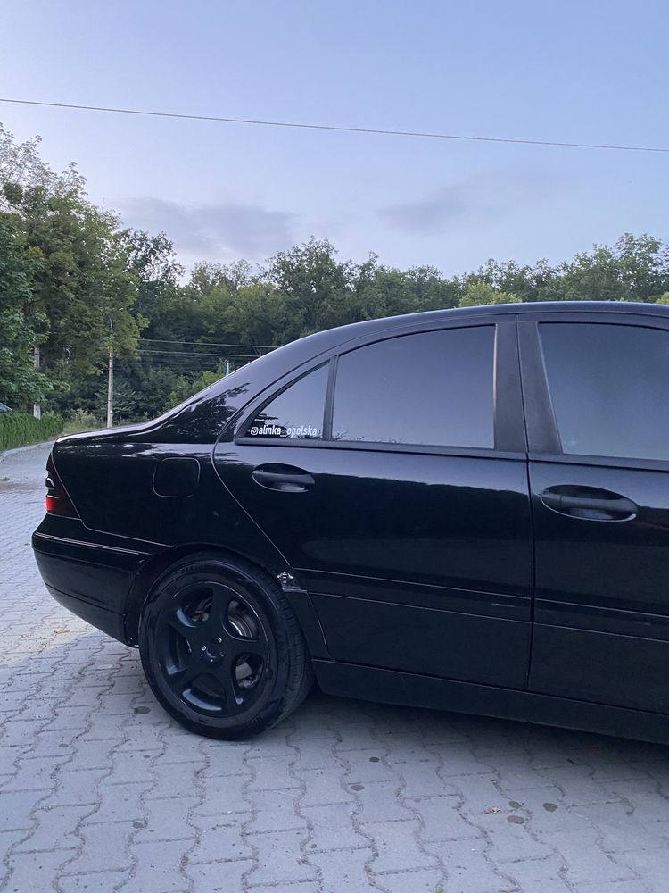 Продам мерседес w203