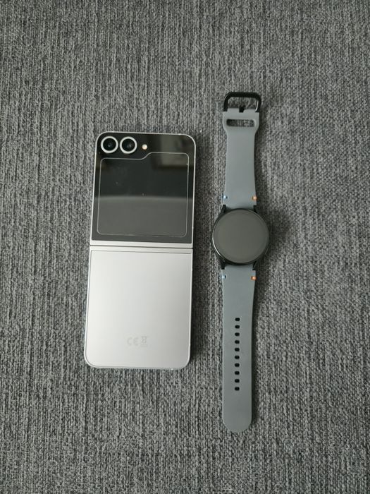Samsung Z Flip 6 256 GB - Novo + Galaxy watch FE NOVO
