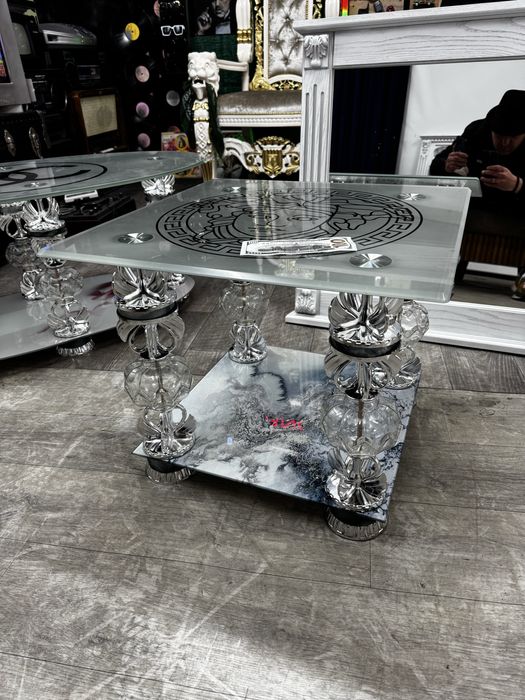 Столик журнальний,столик,стіл