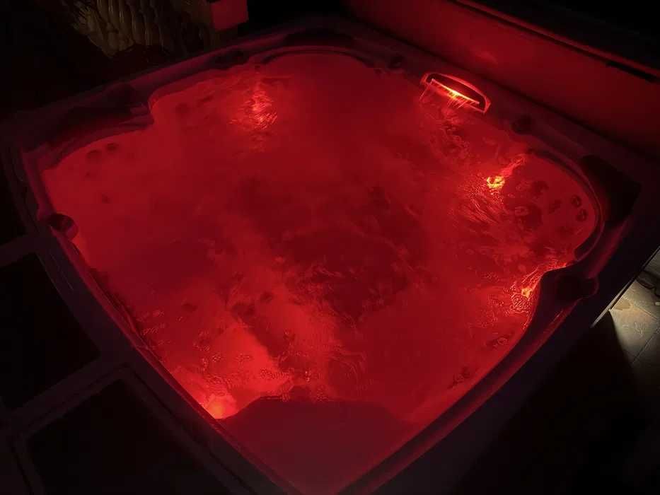 Super oferta Jacuzzi Sundance 980 Claremont nowe 160.000 PLN VIP