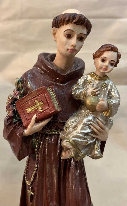 Estatueta de Santo António com o Menino Jesus