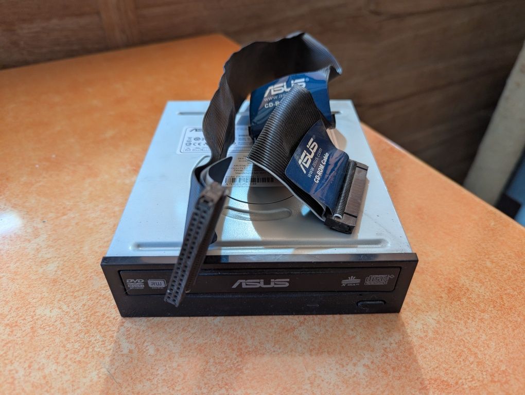 DVD/CD rewritable drive drw-22b2l