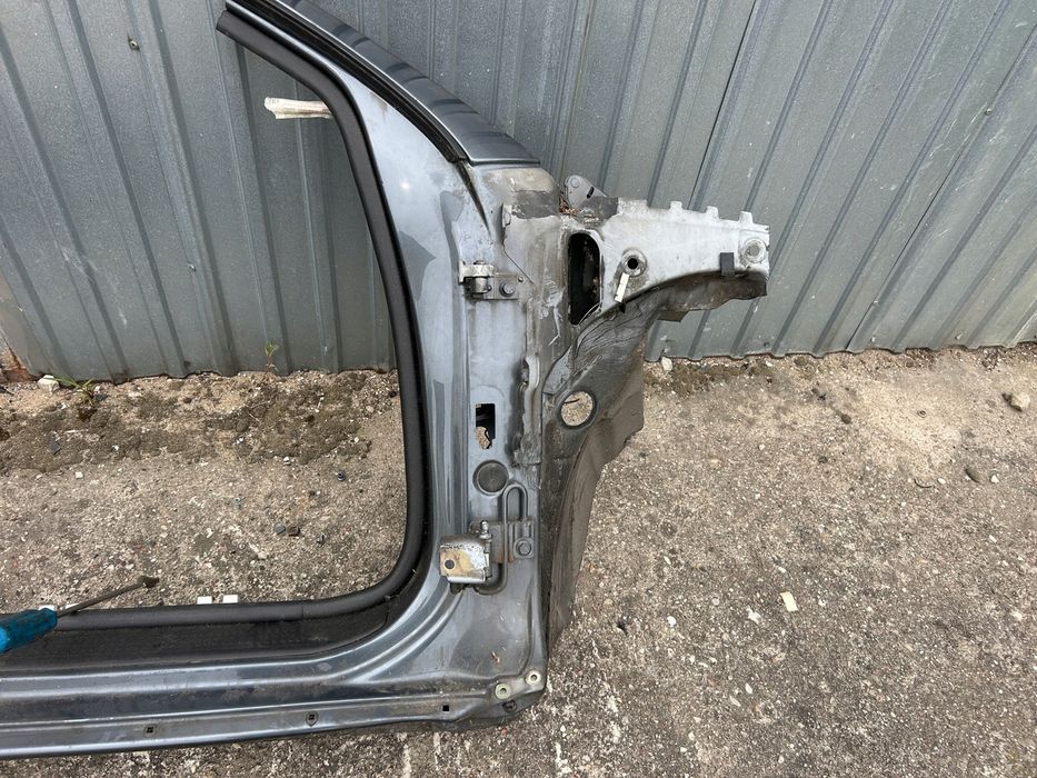 Słupek próg Prawy przód Audi A4 B6 Sedan Kombi