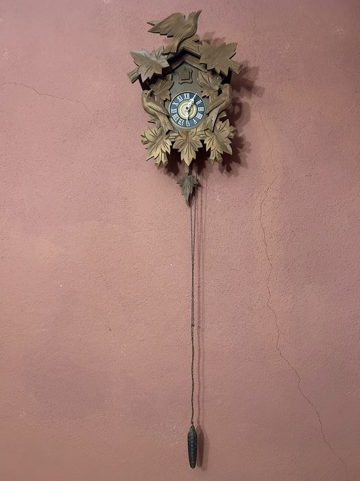 Movies, cadeiras, mesa…