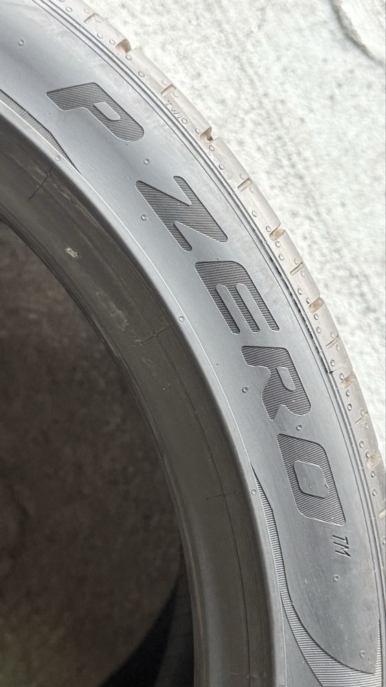 Pneus 285/35zr20 Pirelli P Zero com 75% piso