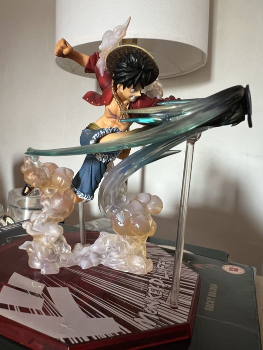 One Piece - Monkey D Luffy gum gum hawk whip - figura 15 cms