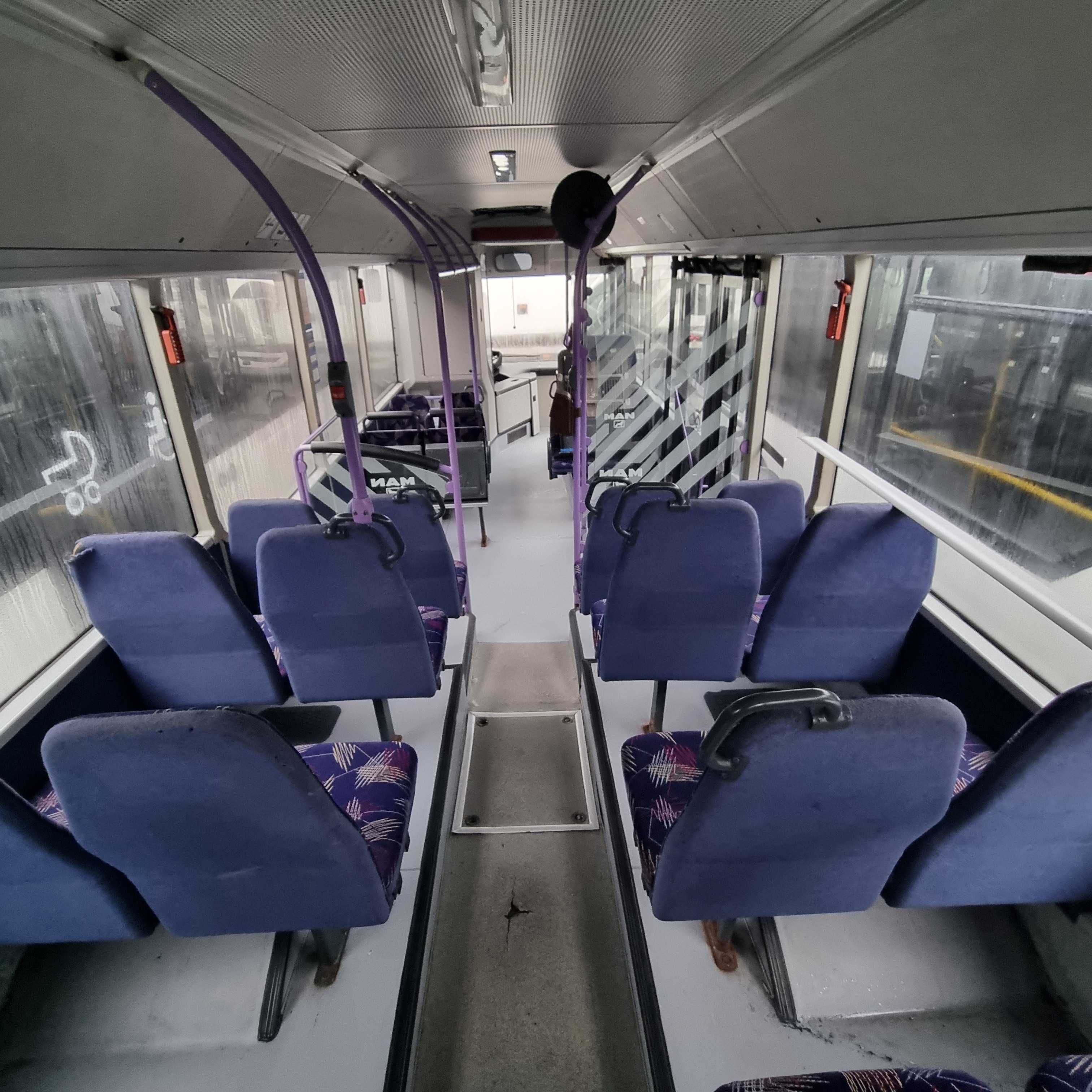 Autobus - MAN A76