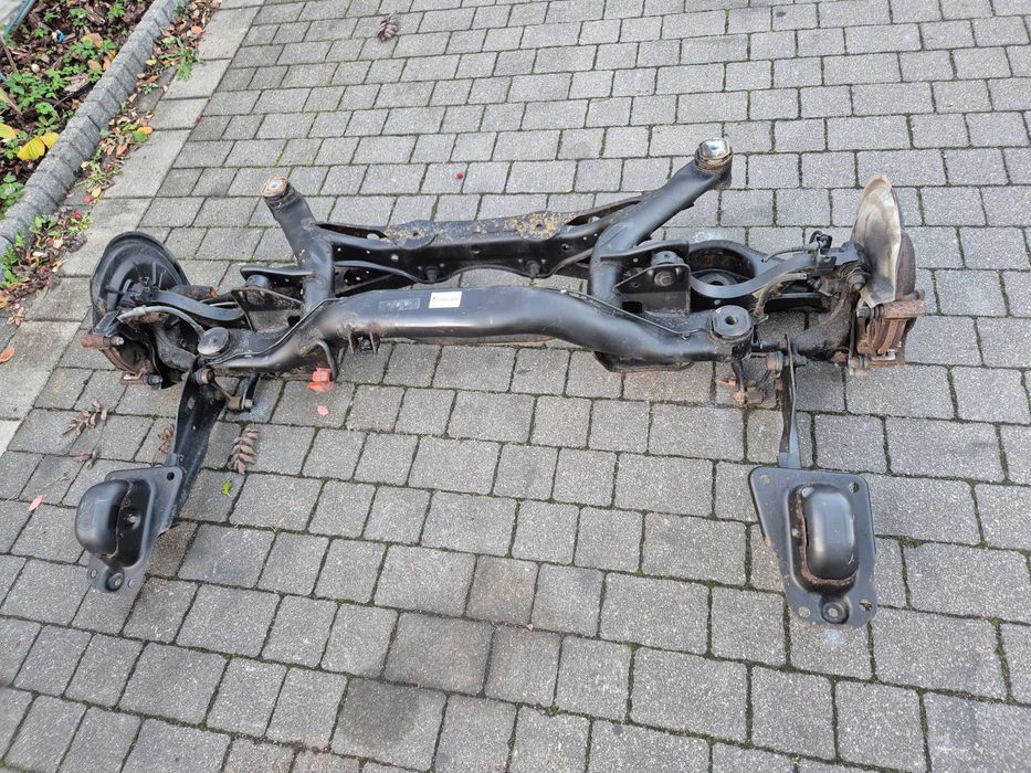 audi a3 8p quattro superb II passat zawieszenie tył tylne wózek tylny