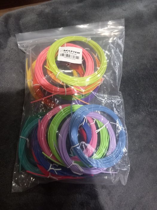 Filamenty do długopisu 3d