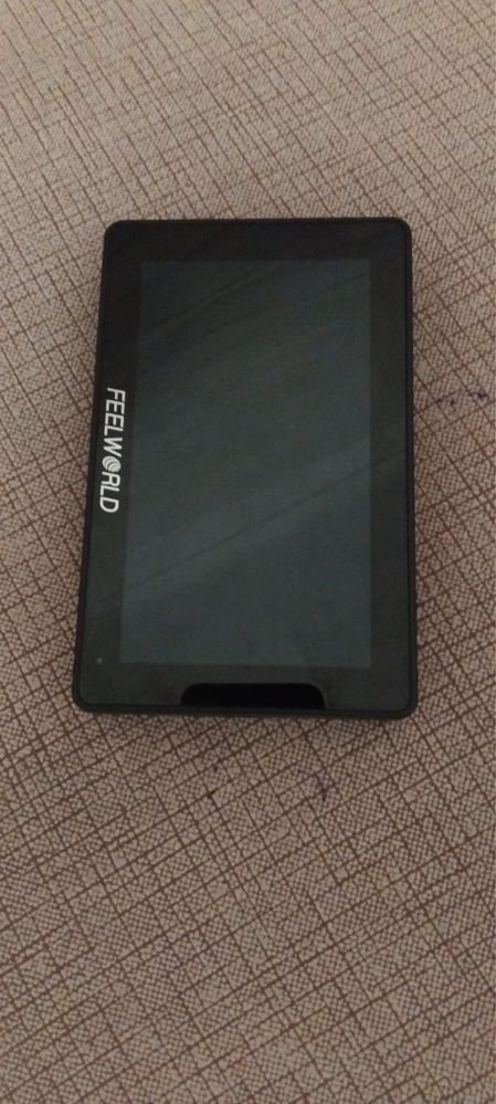 Vendo monitor Feeworld