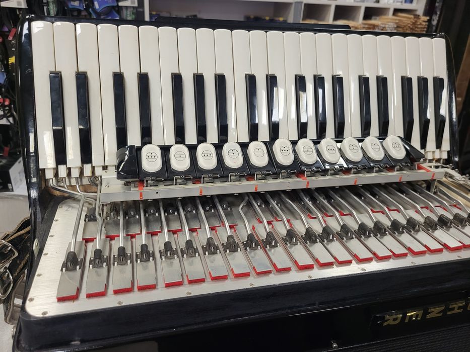 Akordeon Hohner Verdi V N Musette 120 basowy