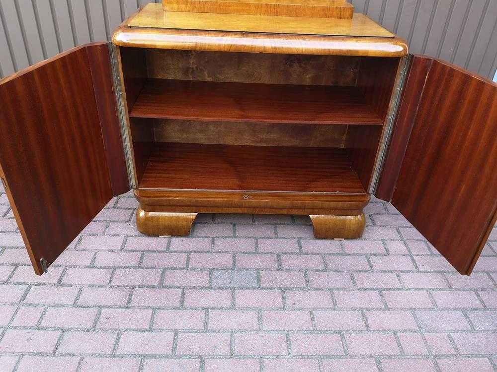 Komoda ART-DECO Orzech-Dąb Zgrabna Stara Antyk Politura Po Renowacji.