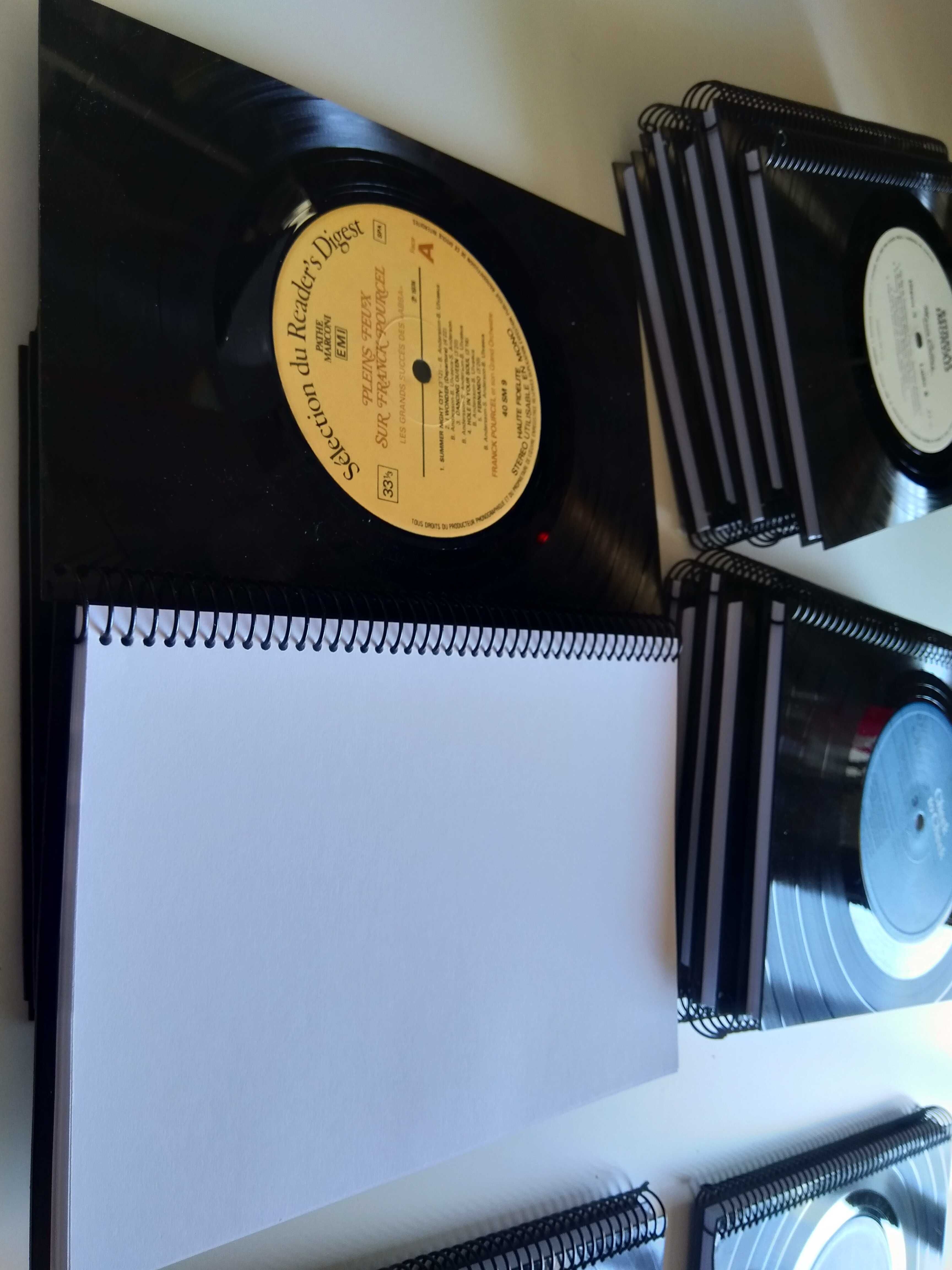 Cadernos com capas de discos de vinil, LP