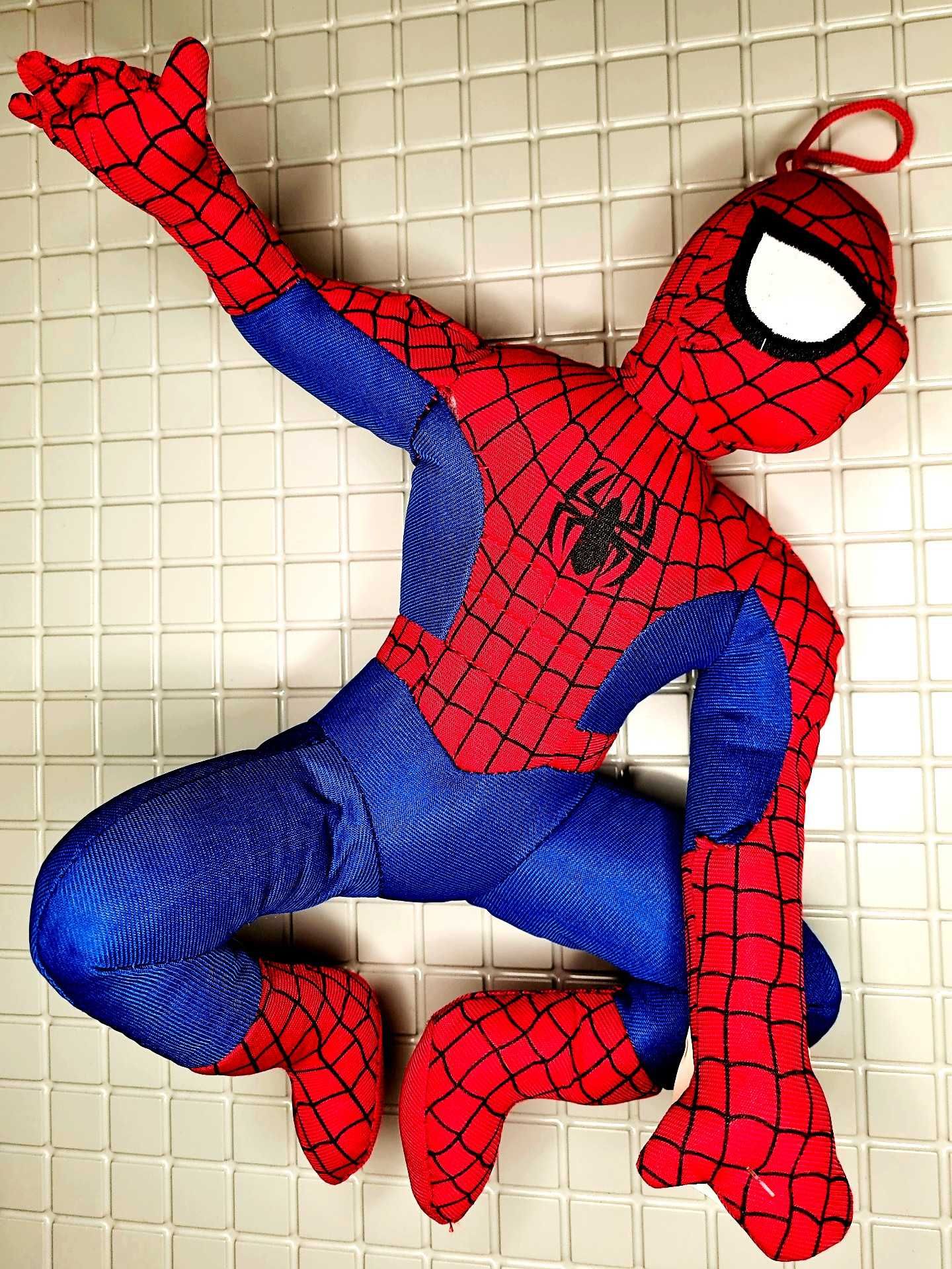 Maskotka pluszak zabawka dla dzieci kucający spiderman nowy