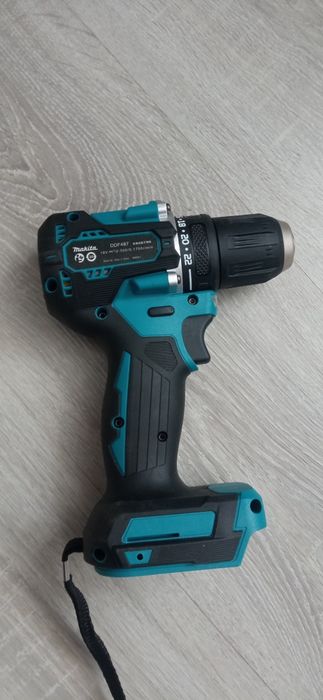 Шуруповерт Makita DDF 487 (без АКБ)