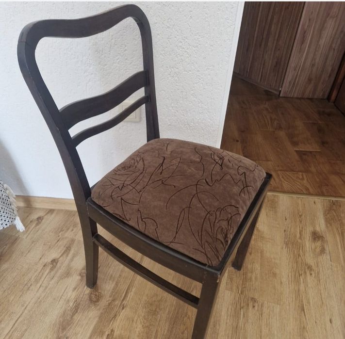 Krzesła tapicerowane (6 sztuk -komplet)