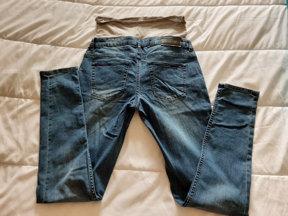 Calças de ganga grávida