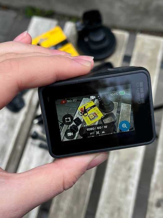 Екшн-камера GoPro Hero 7 Black з картою пам'яті у подарунок
