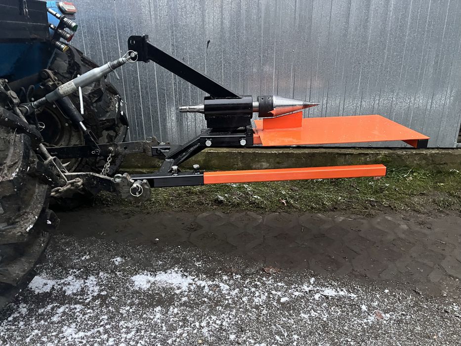 Łuparka do drewna rębak świdrowa do metrów 2 w 1 na wom fi 170