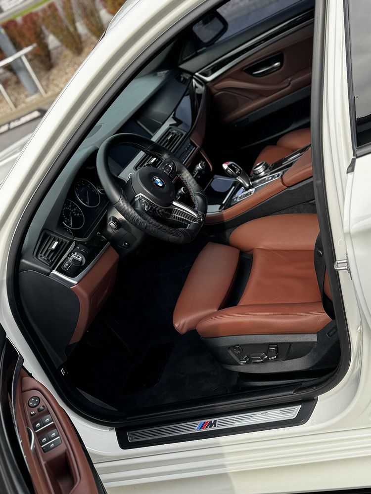 BMW F10 528i 3.0 Benzyna | M-Pakiet | Komforty | Alpinweiss