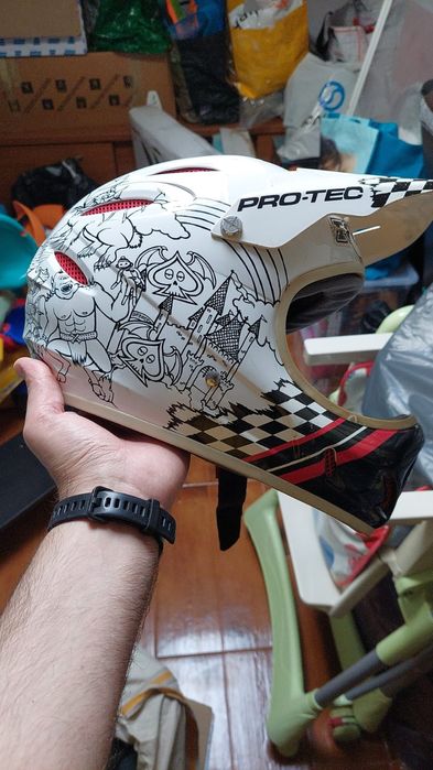 Capacete de DH Pro-Tec