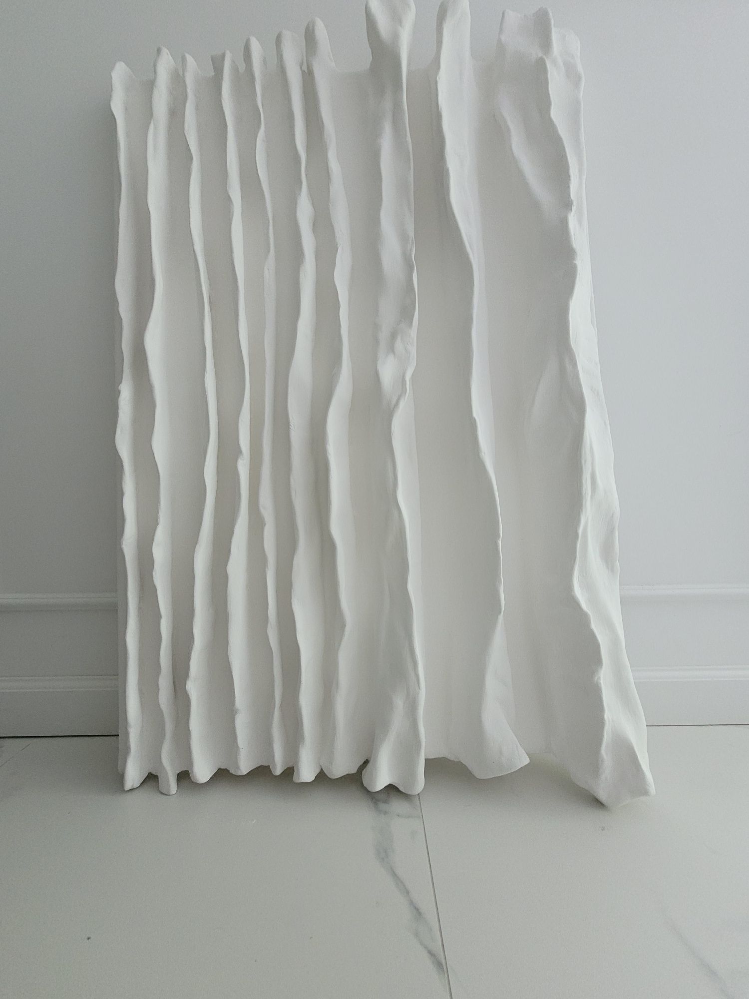 Rzeźba ścienna 70x110cm - 3D płaskorzeźba
