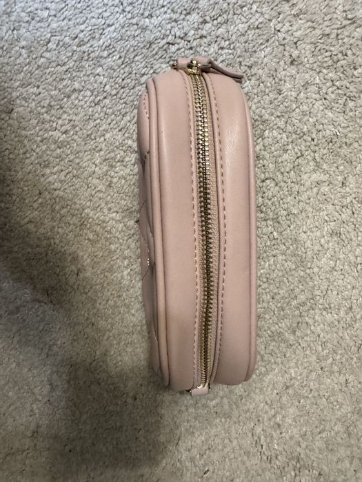 Mala rosa clarinho da marca red valentino