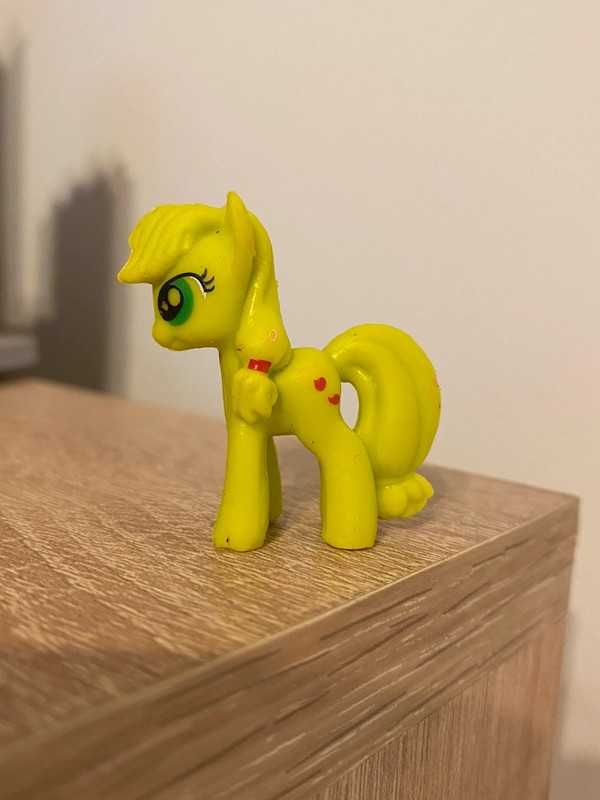 Figurka kucyk konik My Little Pony zabawka postać Applejack